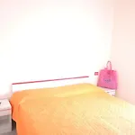 Renewed Two-roomed Flat With Swimming Pool Apartman