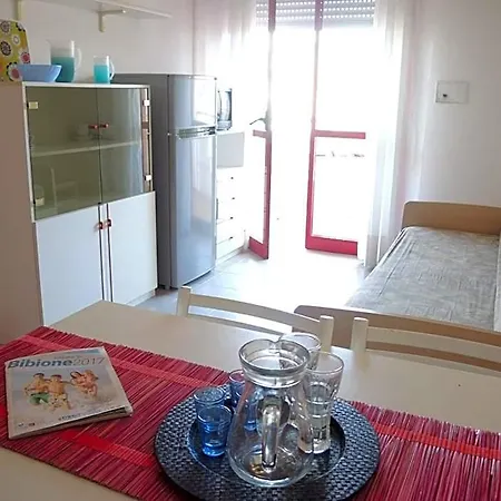 Renewed Two-roomed Flat With Swimming Pool Apartmán