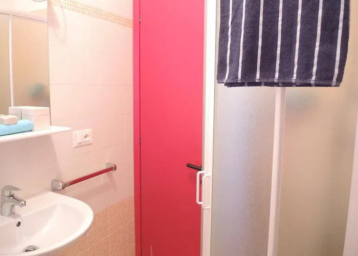 Renewed Two-roomed Flat With Swimming Pool Апартаменты Бибионе