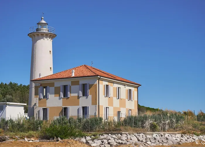 Апартаменты Renewed Two-roomed Flat With Swimming Pool Бибионе